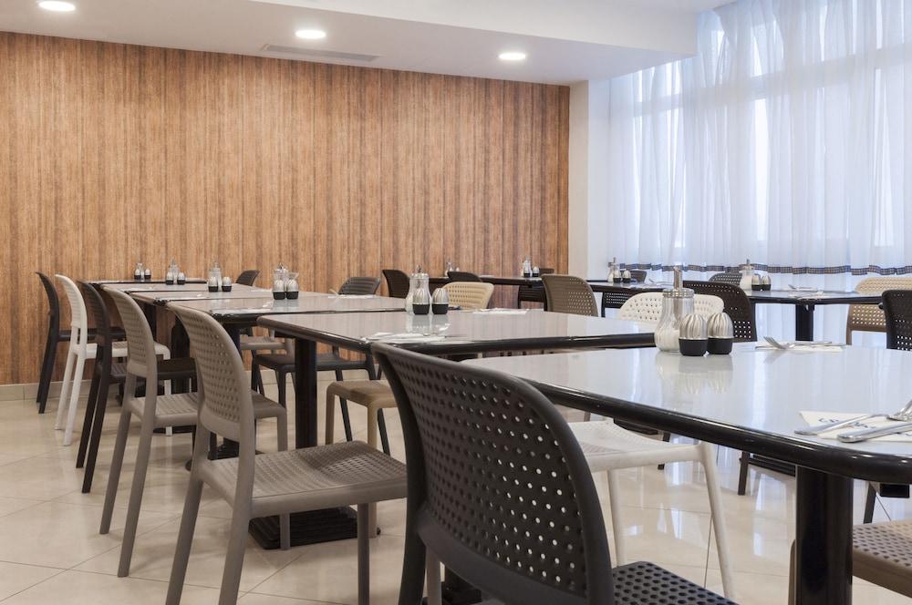 Blubay Apartments By St Hotels Gzira Ngoại thất bức ảnh