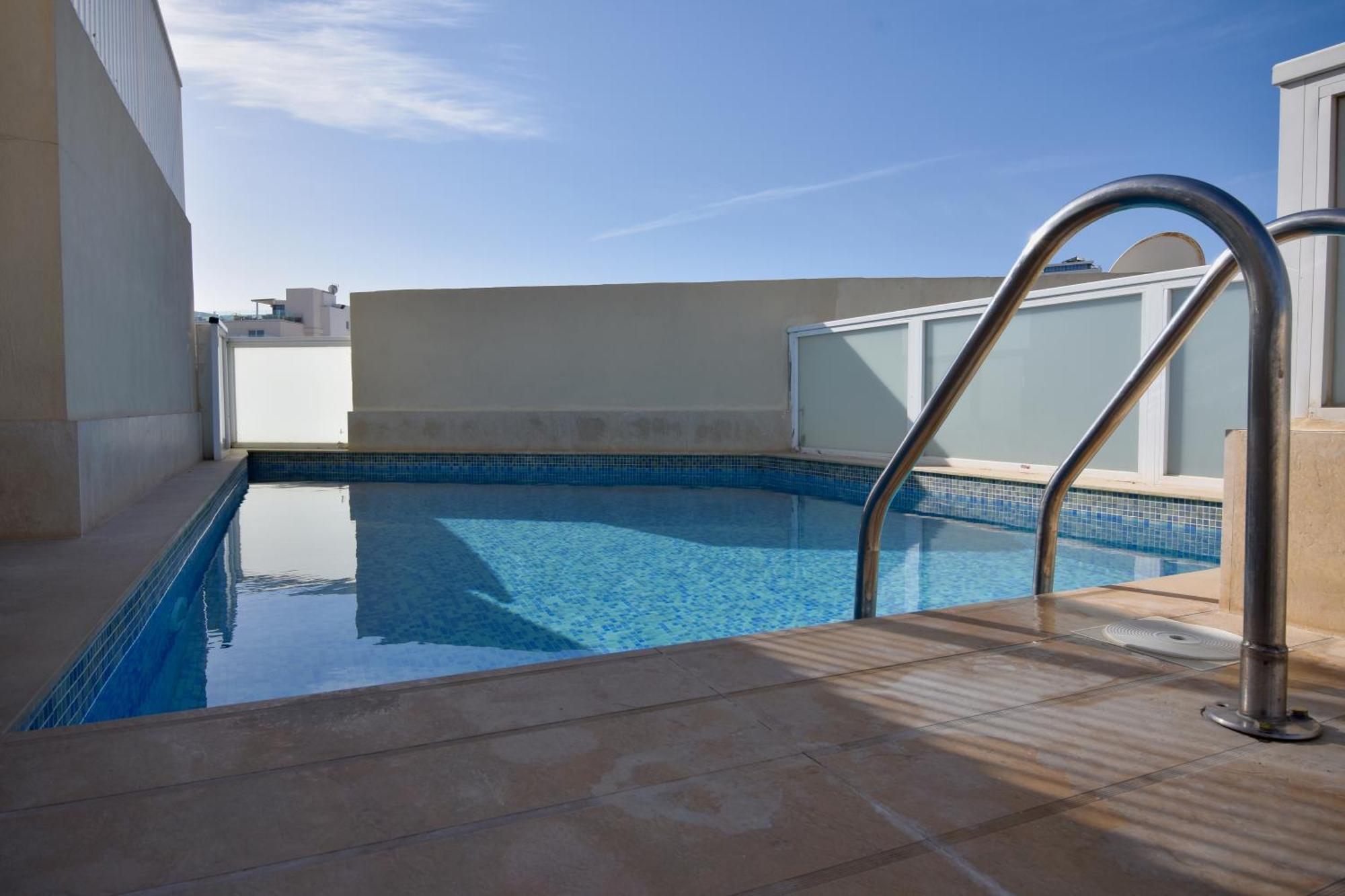 Blubay Apartments By St Hotels Gzira Ngoại thất bức ảnh