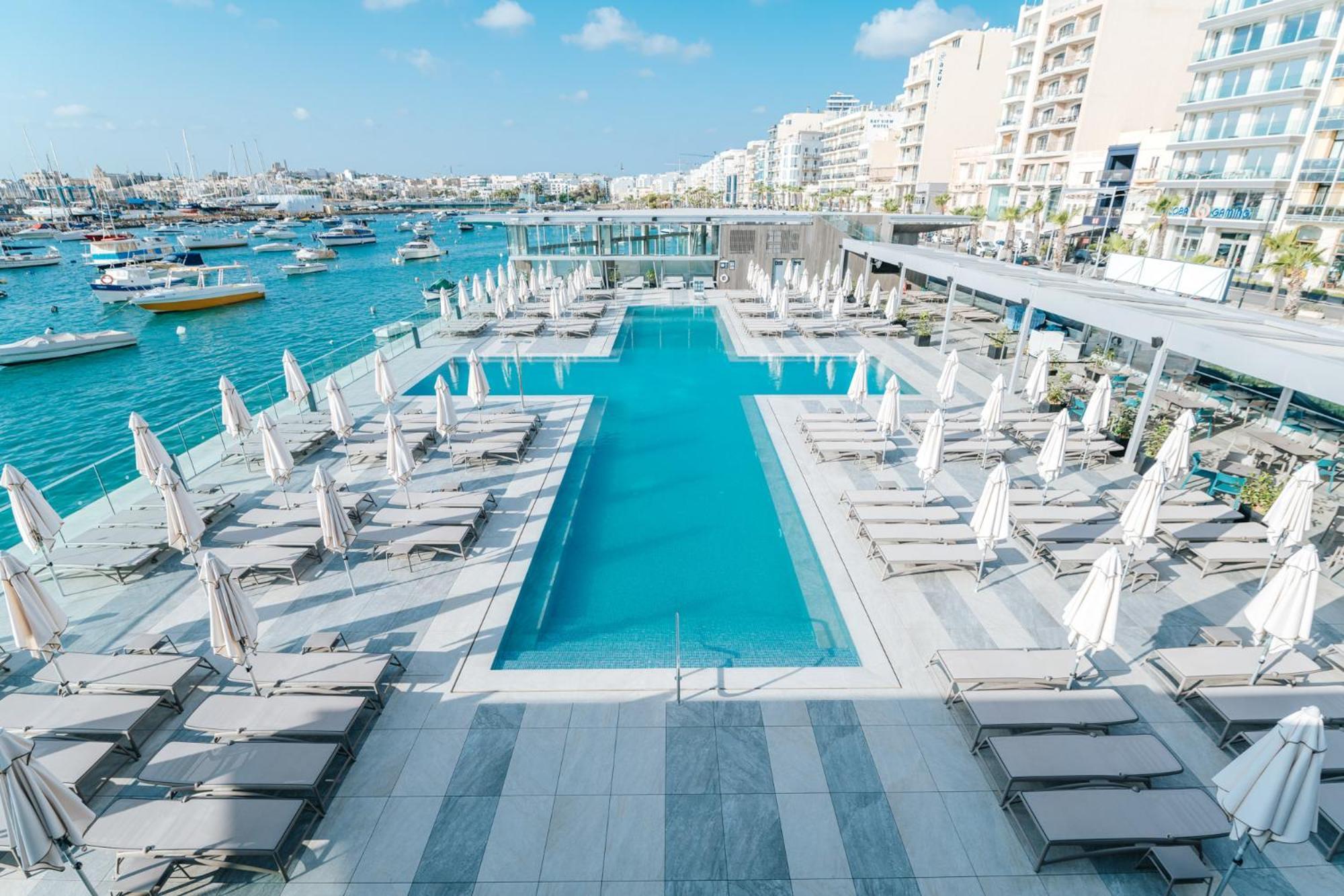 Blubay Apartments By St Hotels Gzira Ngoại thất bức ảnh